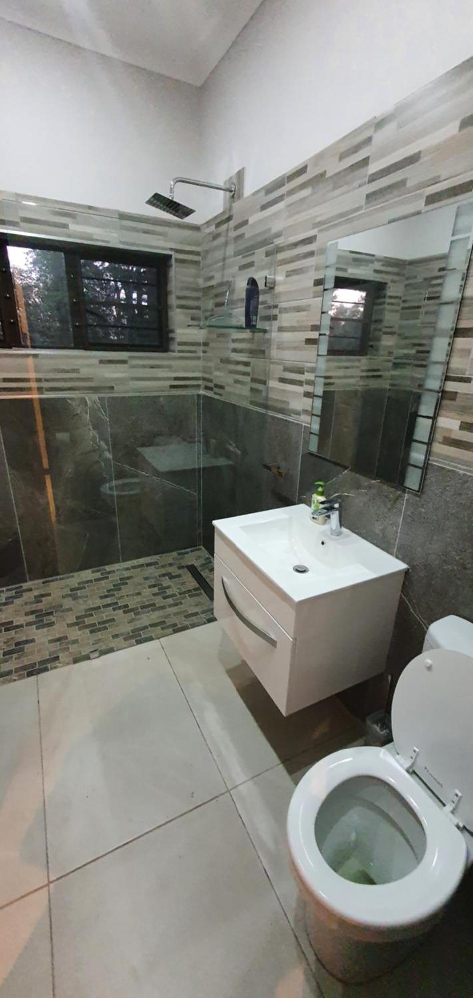 Honeybird Self Catering Accommodation Hluhluwe Buitenkant foto